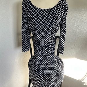 Size 10 Knee length 3/4 sleeve casual dress